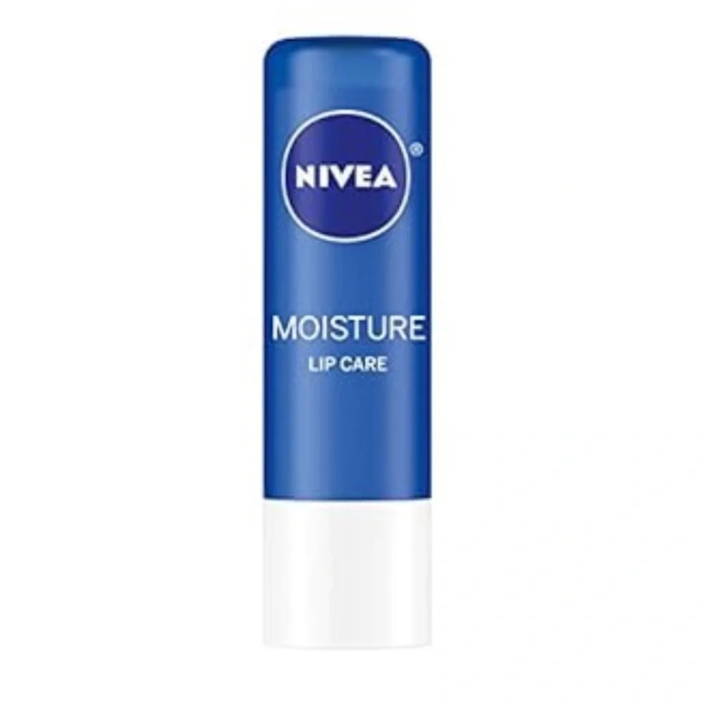 5X NIVEA Moisture Lip Care 0.17 OZ - Blue and White - Picture 1 of 3